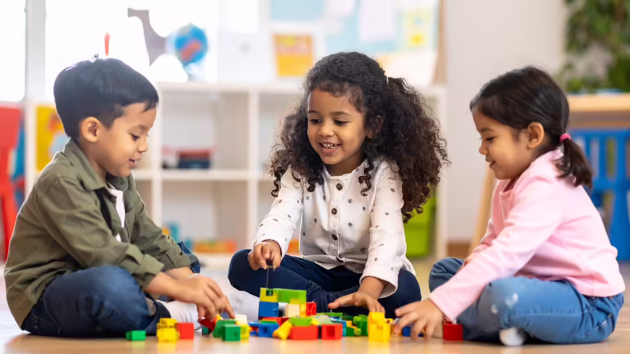 6 daily routines parents can build to make children happier and more focused